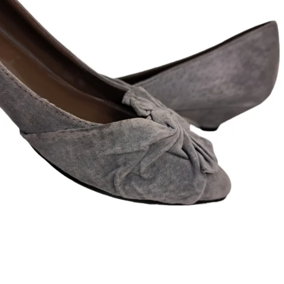 Vintage Mossimo Women's Suede Grey Shoes Size 9 - Picture 6 of 14